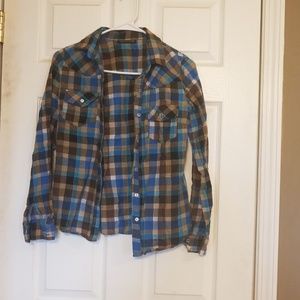 I am selling a plaid shirt the colors blue brown